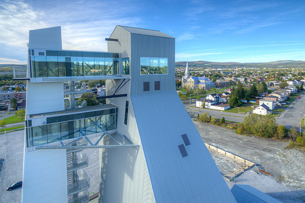 Photographie aérienne par drone du Centre historique de la mine King KB3 à Thetford Mines